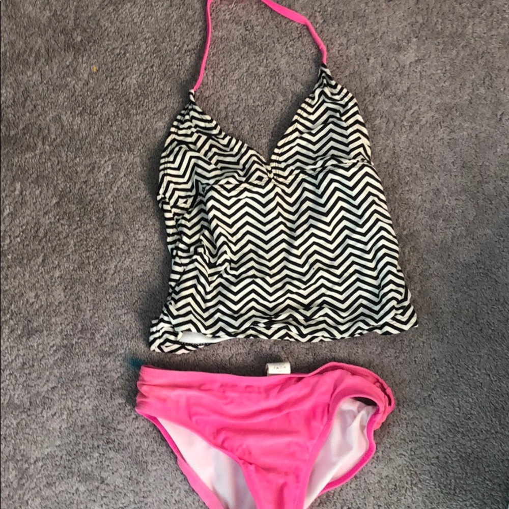 Bathing suit
